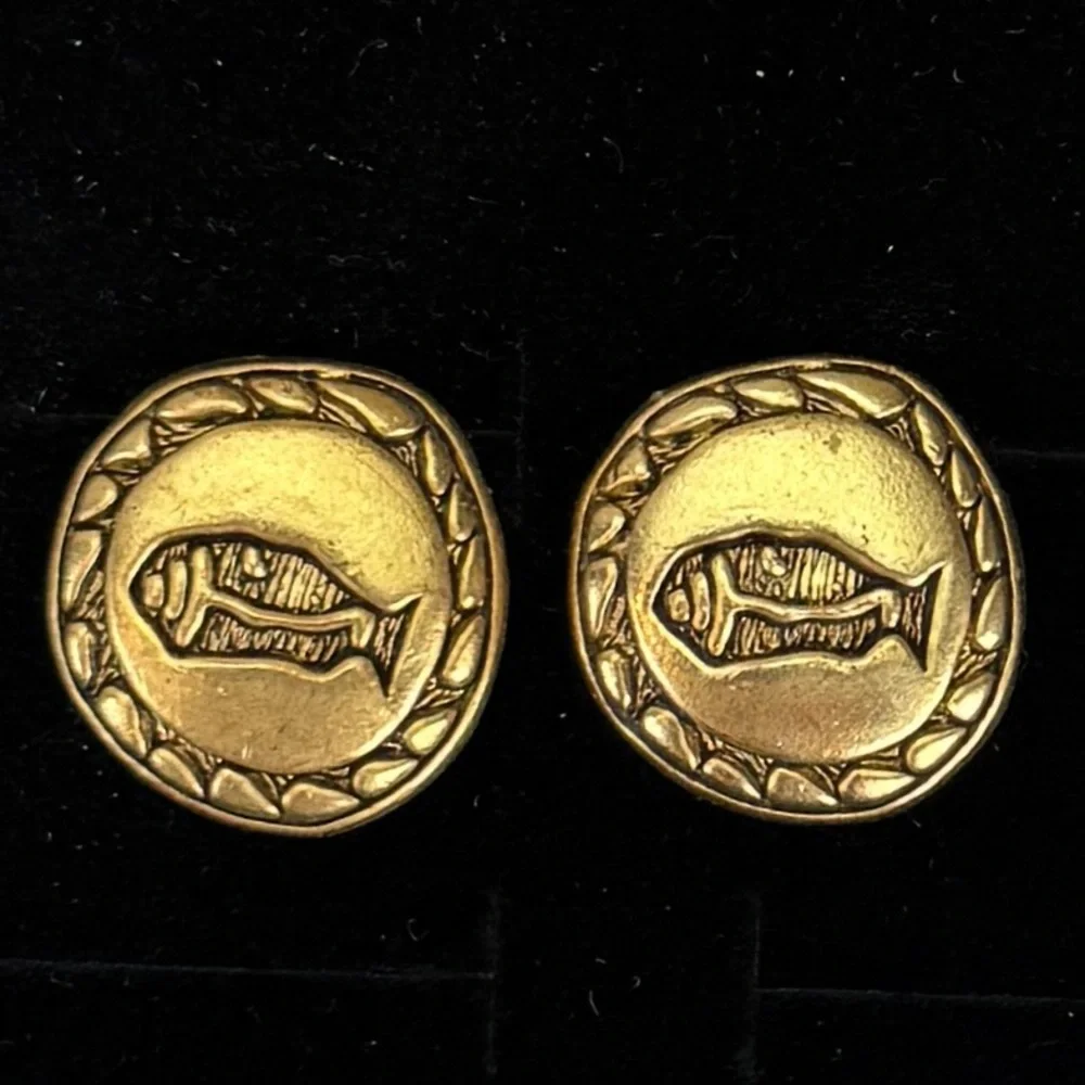 Vintage aged goldtone, etched fish pierced earrings